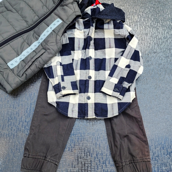 NWT Union Bay Boys 3PC Outfit Set with Pants, Hoodie & Vest, 3T - Picture 4 of 6